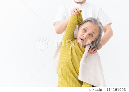 マッサージ 整体 女性 マッサージ 整体 女性 114161998