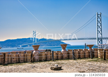 兵庫県下最大の古墳「五色塚古墳」 114165010