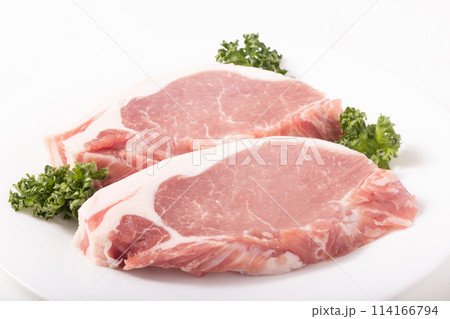 ［沖縄県産　アグー豚］豚ロース　ステーキ・カツ用 114166794