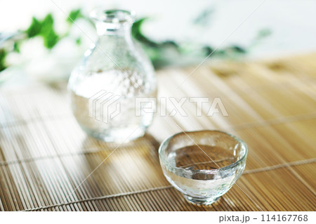 夏の冷酒(日本酒) 夏の冷酒(日本酒) 114167768