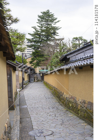 【縦写真】金沢の長町武家屋敷跡 114181578