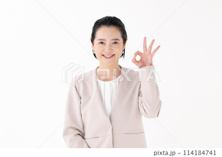 ミドル女性 ビジネス OK ミドル女性 ビジネス OK 114184741