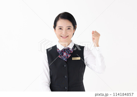 ミドル女性 制服 ガッツポーズ ミドル女性 制服 ガッツポーズ 114184857