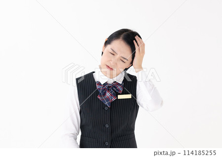 ミドル女性 制服 頭痛 ミドル女性 制服 頭痛 114185255