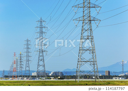 鉄塔のある風景 114187797
