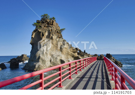 【福島県】波立海岸弁天島 【福島県】波立海岸弁天島 114191703