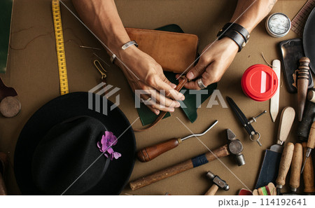 Genuine leather craft production with DIY tools 114192641