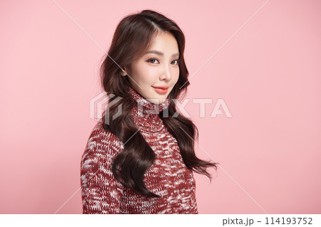 Beautiful young asian woman with clean fresh skin on pink background, Face care, Facial treatment, Cosmetology, beauty and spa, Asian women portrait. 114193752