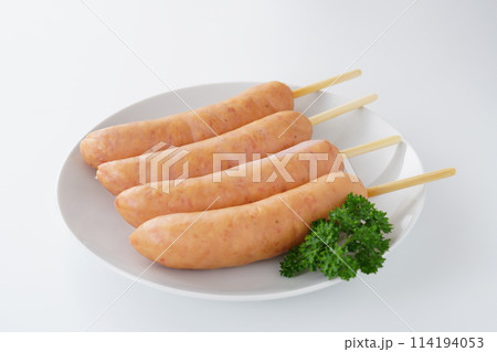 フランクフルトソーセージ　串付き 114194053