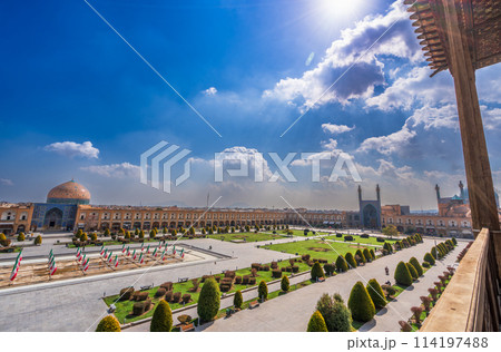 Peaceful day in Naqsh-e Jahan Square (Imam Square) in Isfahan, Iran. 114197488