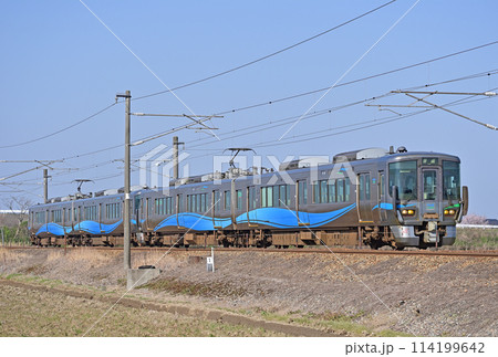 あいの風とやま鉄道　東富山ー水橋　　あいの風とやま鉄道　521系　AK12編成 114199642
