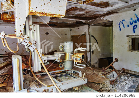 Rusted Medical Equipment in Abandoned TB Hospital, Urban Decay Rusted Medical Equipment in Abandoned TB Hospital, Urban Decay 114200969
