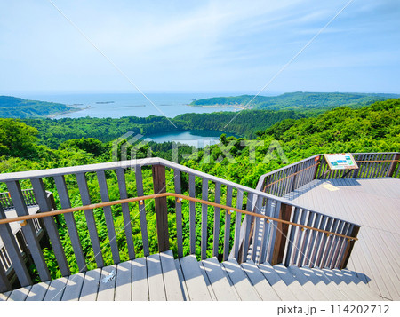 八望台(二ノ目潟・戸賀湾の眺め) 八望台(二ノ目潟・戸賀湾の眺め) 114202712