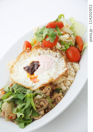 ガパオラオスアップ縦位置 114202952