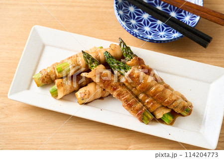 アスパラ豚肉巻き 114204773