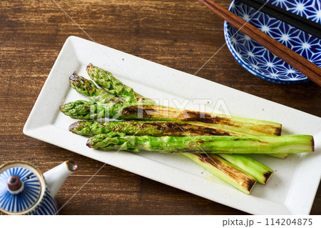 焼きアスパラガス 114204875