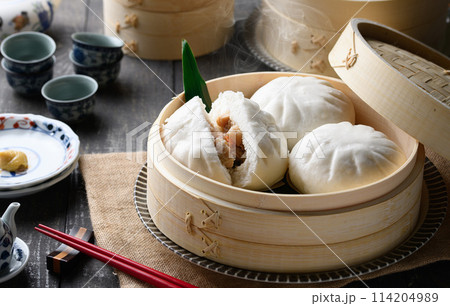 肉まん(海鮮肉まん)海の幸を使った肉まんです。 114204989