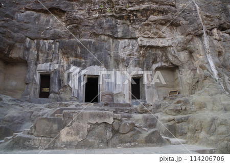 インド アウランガーバード石窟寺院 インド アウランガーバード石窟寺院 114206706