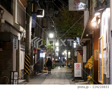 飲み屋街 飲み屋街 114210831