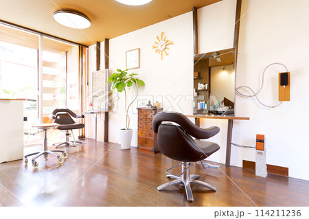おしゃれなヘアサロンの内観 インテリア イメージ おしゃれなヘアサロンの内観 インテリア イメージ 114211236
