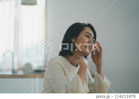 a forty-something woman 114211879