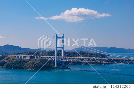 鷲羽山から瀬戸内海の見晴らし（岡山県倉敷市） 114212260