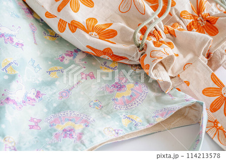 手作りの手さげ袋 114213578