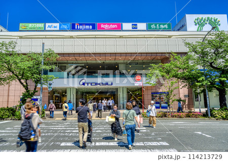 神奈川県横浜市の都市風景 たまプラーザ駅 神奈川県横浜市の都市風景 たまプラーザ駅 114213729
