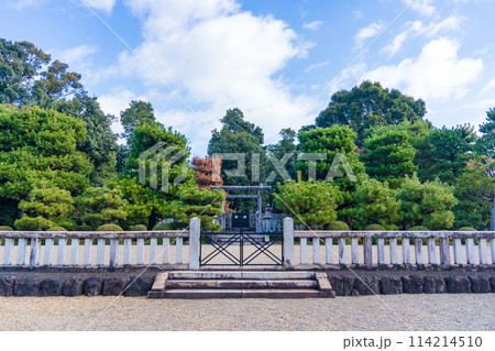 京都市右京区　第九十八代長慶天皇　嵯峨東陵 114214510