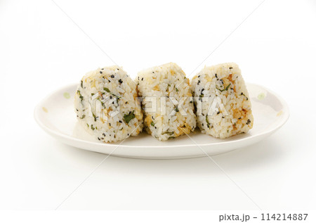 揚げ玉と大葉のおむすび 114214887