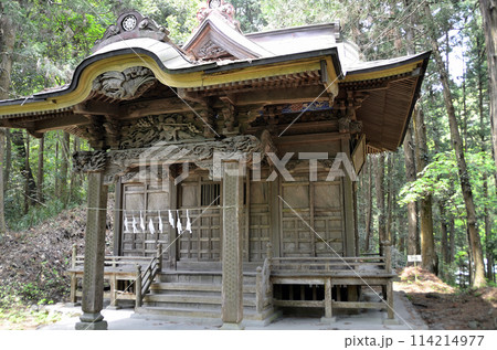 埼玉県秩父郡皆野町金沢　天満天神宮の拝殿 114214977