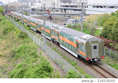 東海道本線 貨物支線 桜木町-東高島 JR貨物 DD200-4(愛知)+E233系0番台 グリーン車 東海道本線 貨物支線 桜木町-東高島 JR貨物 DD200-4(愛知)+E233系0番台 グリーン車 114218203