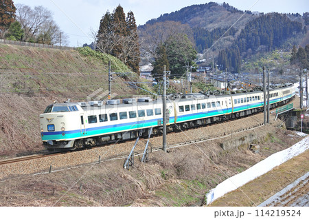 北陸本線　石動ー倶利伽羅　JR東日本　485系　T11編成（新潟）　北越 114219524