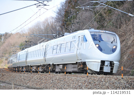 北陸本線 津幡ー倶利伽羅 JR西日本 683系 S08編成(金沢) しらさぎ 北陸本線 津幡ー倶利伽羅 JR西日本 683系 S08編成(金沢) しらさぎ 114219531