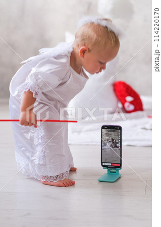 little baby with angel wings, valentine's day concept little baby with angel wings, valentine's day concept 114220170