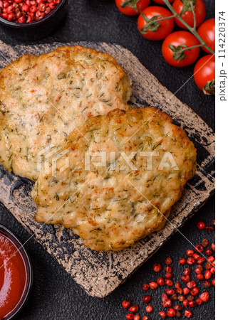 Delicious fried minced chicken cutlets with salt, spices and herbs 114220374