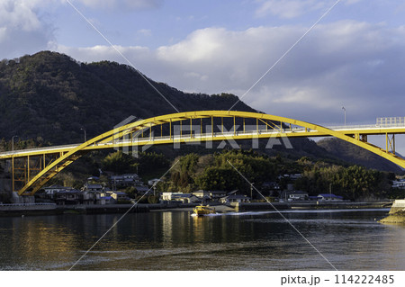 しまなみ海道 高根大橋(こうねおおはし) しまなみ海道 高根大橋(こうねおおはし) 114222485