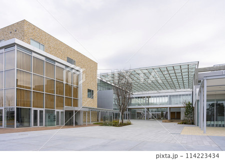 金沢美術工芸大学 金沢美術工芸大学 114223434