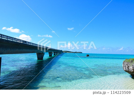 美しい海と伊良部大橋 美しい海と伊良部大橋 114223509
