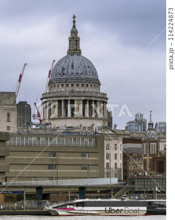 ロンドン・セントポール大聖堂 / St Paul's Cathedral, London, UK ロンドン・セントポール大聖堂 / St Paul's Cathedral, London, UK 114224873