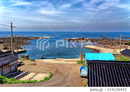 被災後の輪島の港風景@満潮時 被災後の輪島の港風景@満潮時 114226432