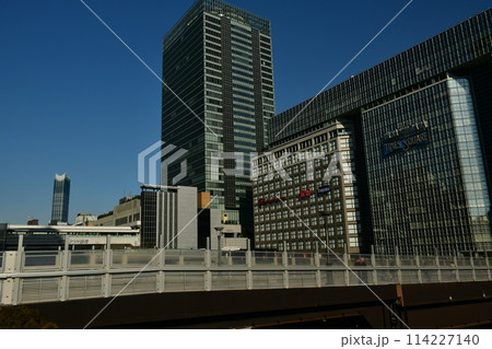 新宿 東急歌舞伎町タワーをのぞむ 新宿 東急歌舞伎町タワーをのぞむ 114227140