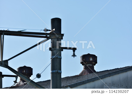 工場の屋根 114230207