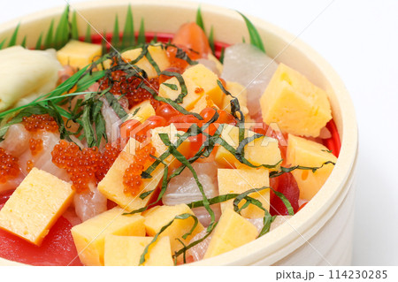 海鮮, 刺身, ネタ, 魚介類, 海鮮丼, 和食, 料理, 丼もの, 寿司, マグロ, サーモン 海鮮, 刺身, ネタ, 魚介類, 海鮮丼, 和食, 料理, 丼もの, 寿司, マグロ, サーモン 114230285