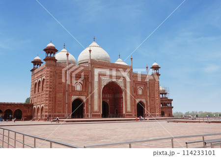 タージ・マハル　赤砂岩のモスク　インド　世界遺産　Taj Mahal 114233101