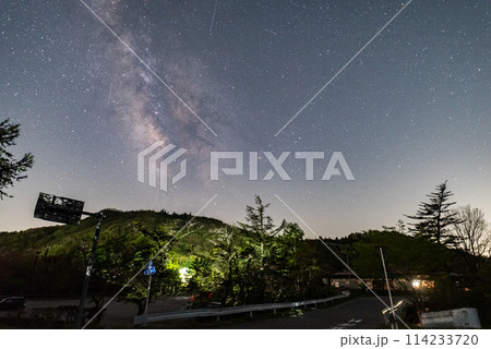美しい天の川　茶臼山高原 114233720