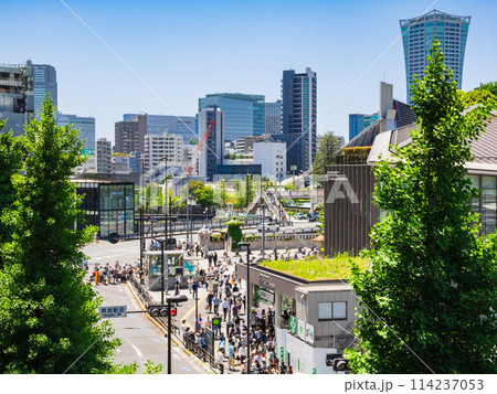 GWの原宿駅前 114237053