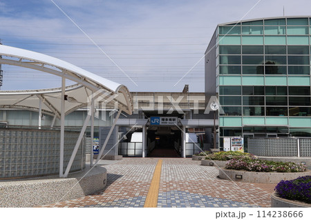 博多南駅・駅前公園・駅ビル「ナカイチ」 博多南駅・駅前公園・駅ビル「ナカイチ」 114238666