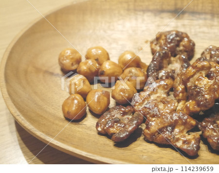 キャラメルナッツ 114239659