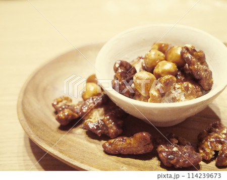 キャラメルナッツ キャラメルナッツ 114239673